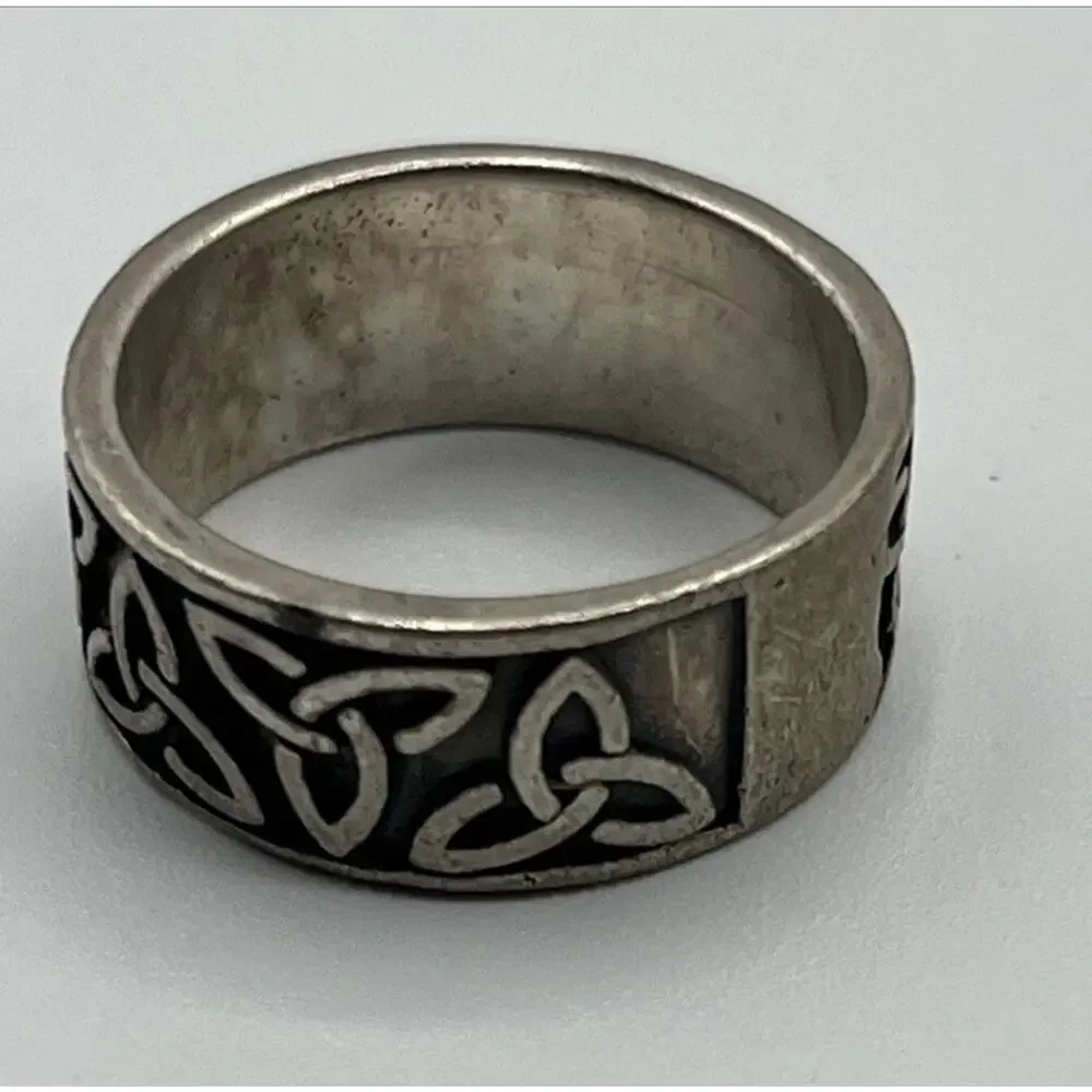 STERLING SILVER SS WJo EMBOSSED CELTIC TRIAD KNOT BAND RING SIZE 6 925